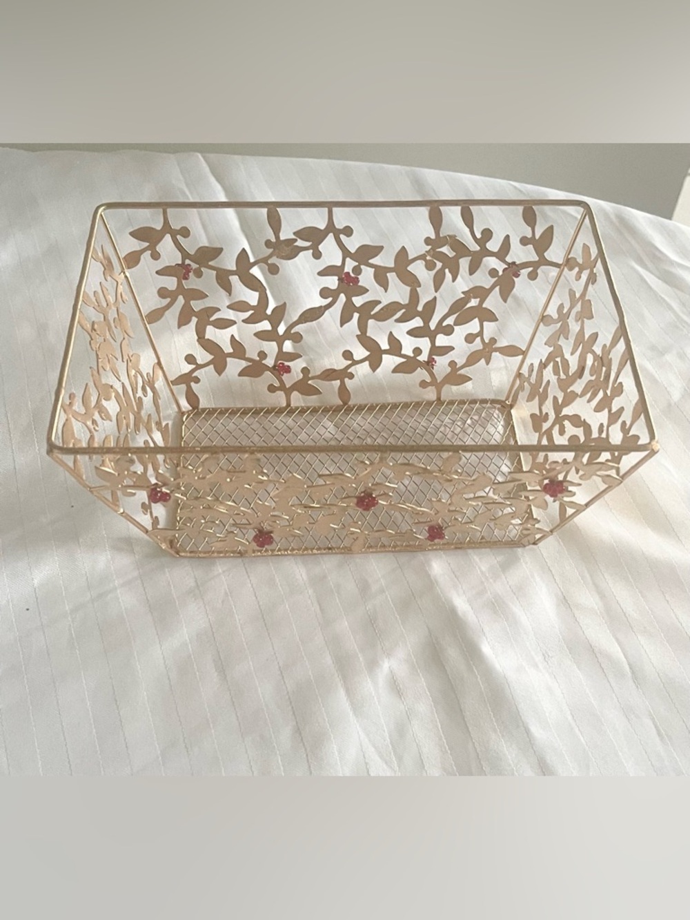 Gold Floral Metal Basket with Pink Flower Accents. New  2pcs